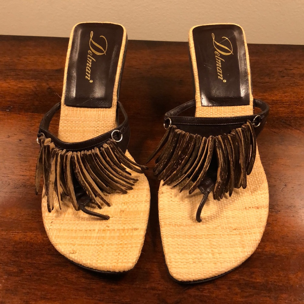 Delman sandal